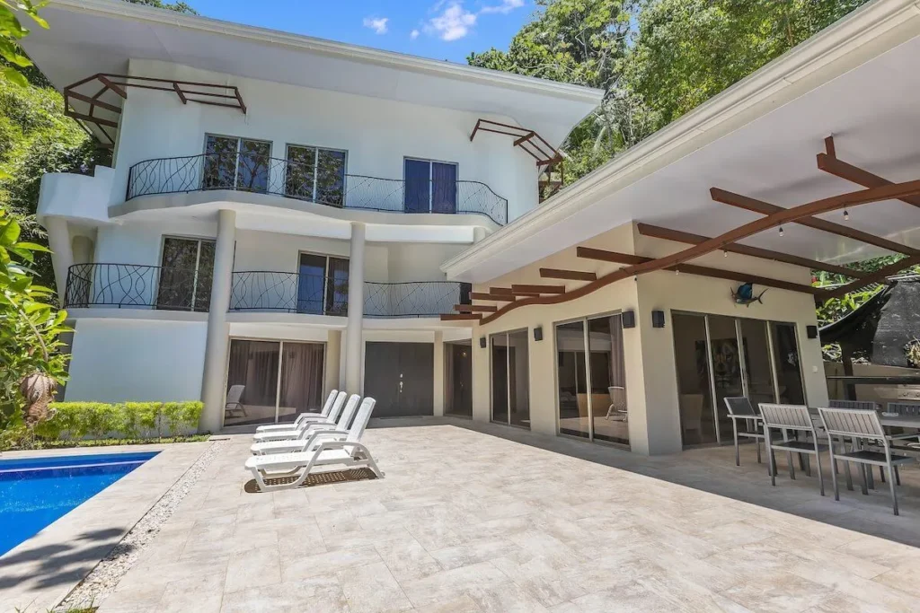 Casa Miro Alta, a 7-bedroom villa in Jaco