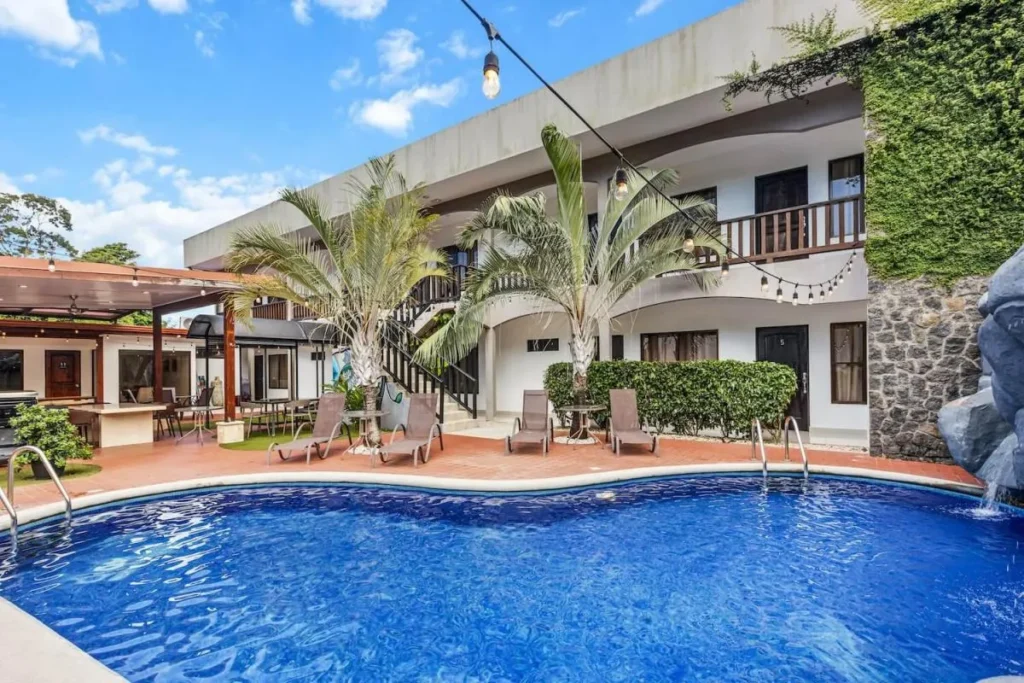 La Limonera, a 10-bedroom villa in Jaco
