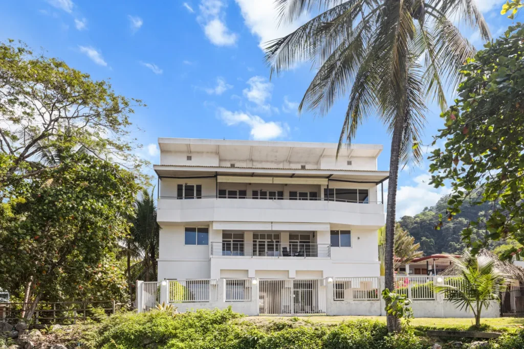 Villa Sea Esta, a 13-bedroom villa in Jaco