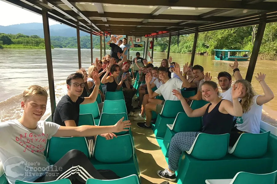 Tell us about your crew: planning a Jaco group trip