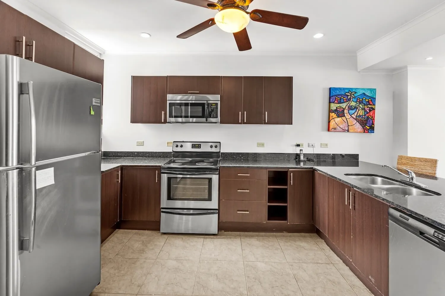 Fully equipped kitchen at The Palms 504