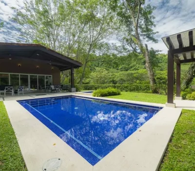 Casa-forest-los-suenos-costa-rica (7)